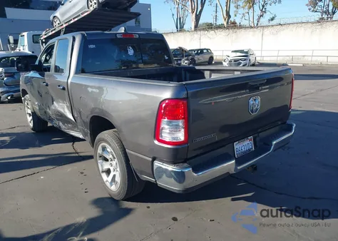 2021 Ram 1500 Big Horn 4X2 6'4 Box из США, поврежденный, VIN 1C6RREBG3MN654074